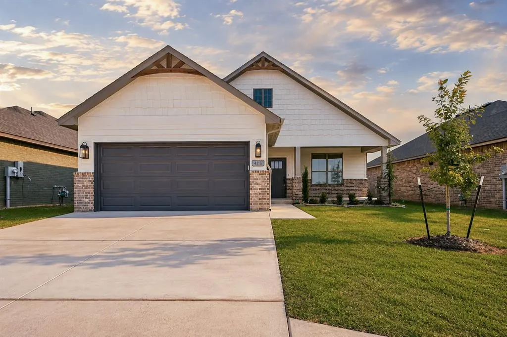 Photo 2 — 4116 Overlook Pass, Edmond, OK 73025