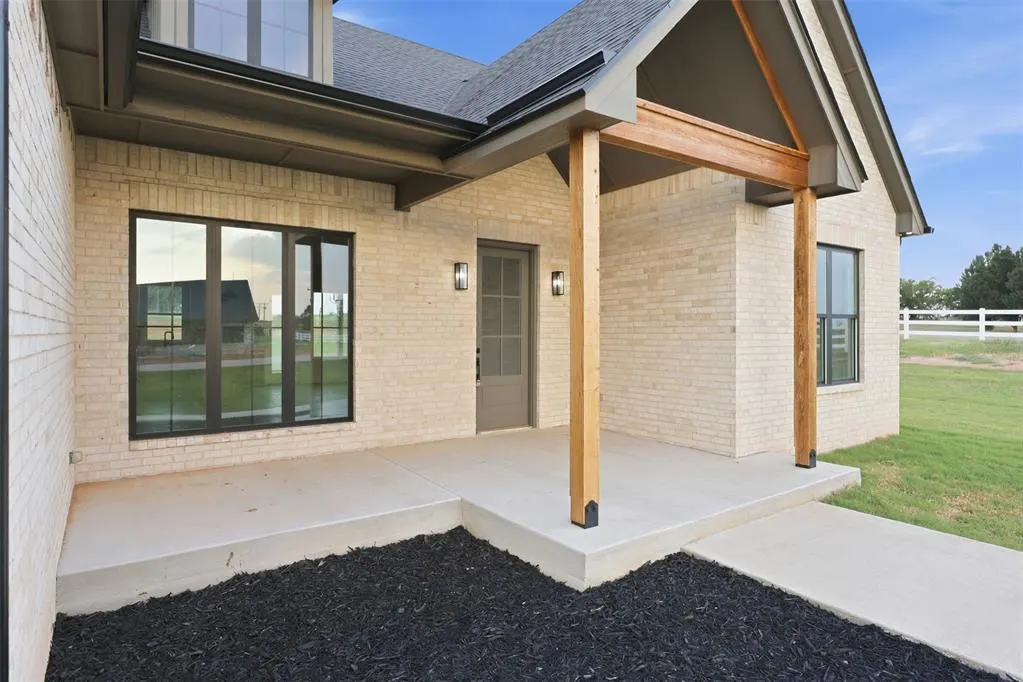 Photo 4 — 2179 Providence Way, Crescent, OK 73028