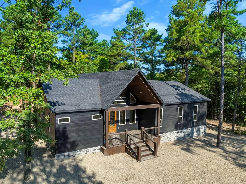 Front exterior — 1231 Catfish Bay Road, Broken Bow, OK 74728