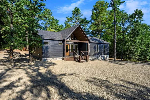 Photo 5 — 1231 Catfish Bay Road, Broken Bow, OK 74728