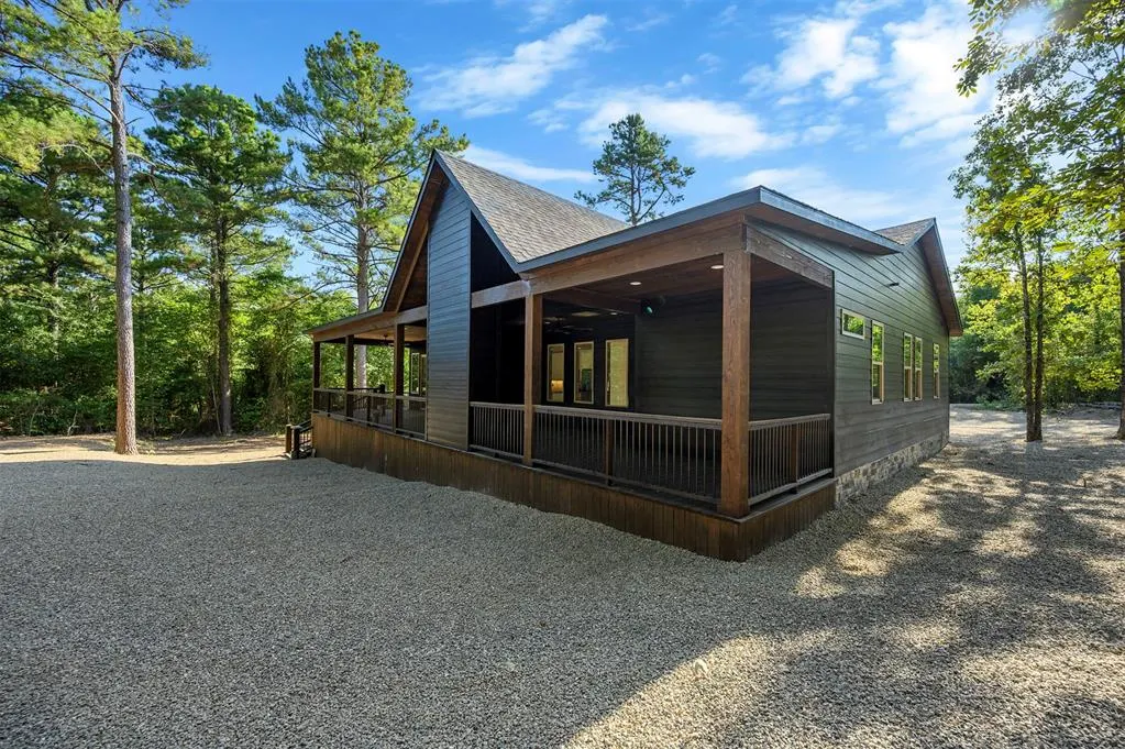 Photo 9 — 1231 Catfish Bay Road, Broken Bow, OK 74728