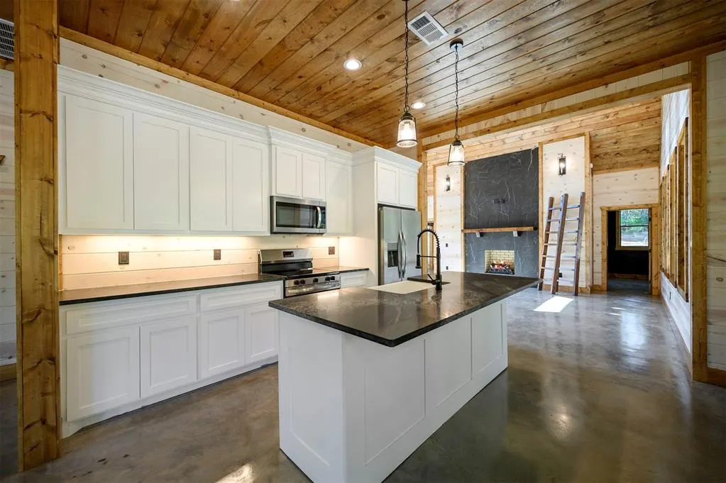 Photo 38 — 1231 Catfish Bay Road, Broken Bow, OK 74728