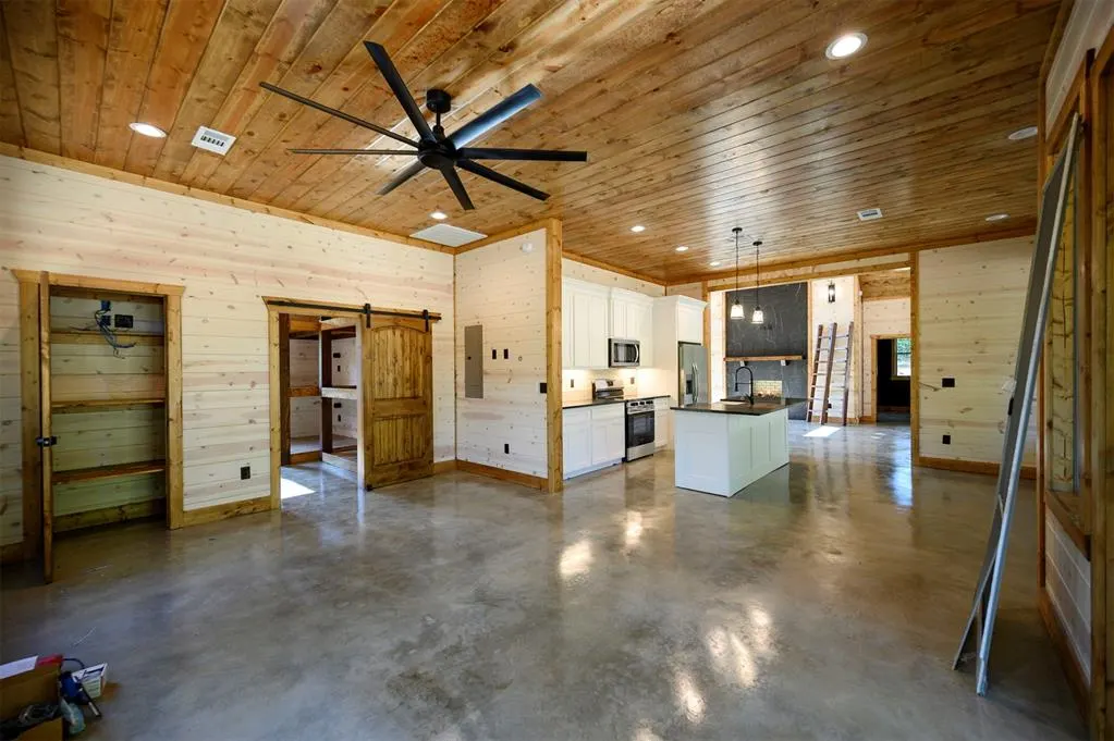 Photo 41 — 1231 Catfish Bay Road, Broken Bow, OK 74728
