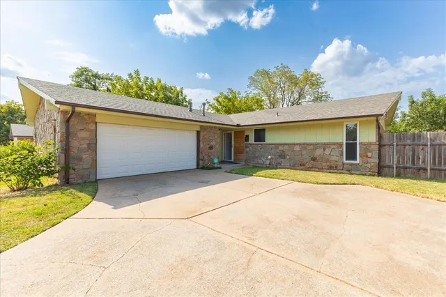 Photo 5 — 3809 Corbett Drive, Del City, OK 73115