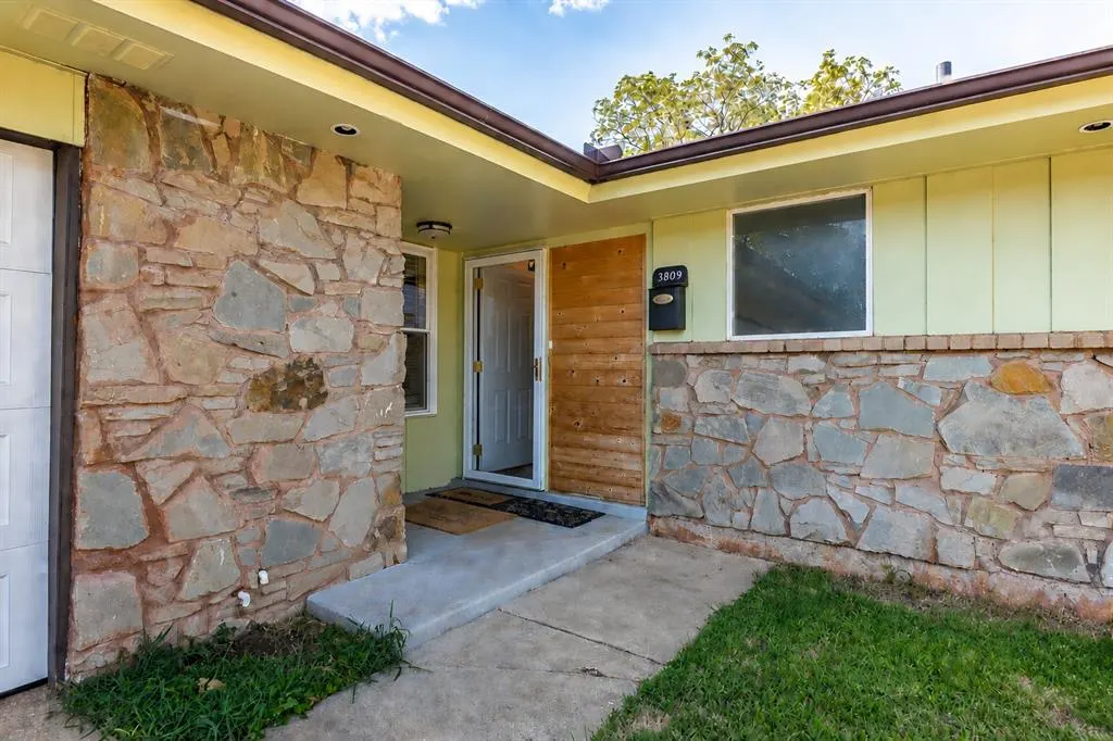 Front exterior — 3809 Corbett Drive, Del City, OK 73115