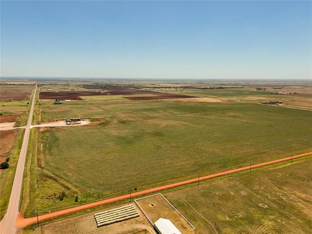 Photo 2 — 22279 N 2910 Road, Kingfisher, OK 73750
