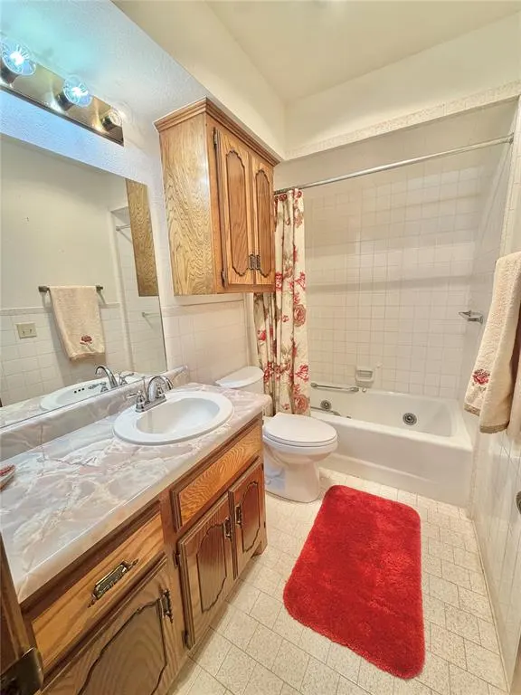 Photo 5 — 1915 Chisholm Drive, Guymon, OK 73942