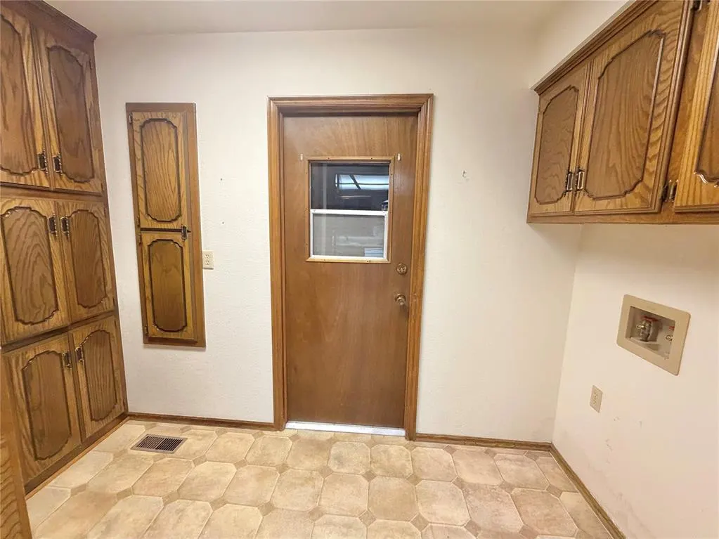 Photo 14 — 1915 Chisholm Drive, Guymon, OK 73942