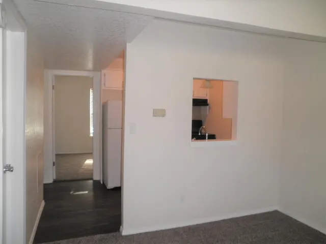 Photo 3 — 1901 E Lindsey Street 8B, Norman, OK 73071