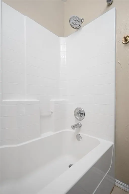 Photo 13 — 2066 SE 24th Avenue, Norman, OK 73071
