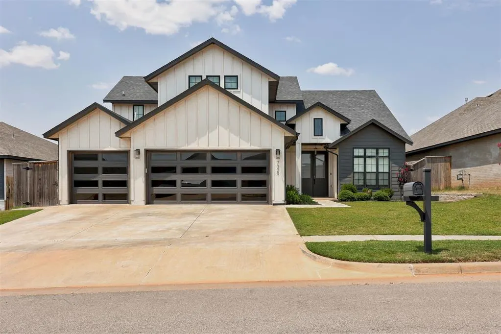 Front exterior — 7329 NW 159th Terrace, Edmond, OK 73013
