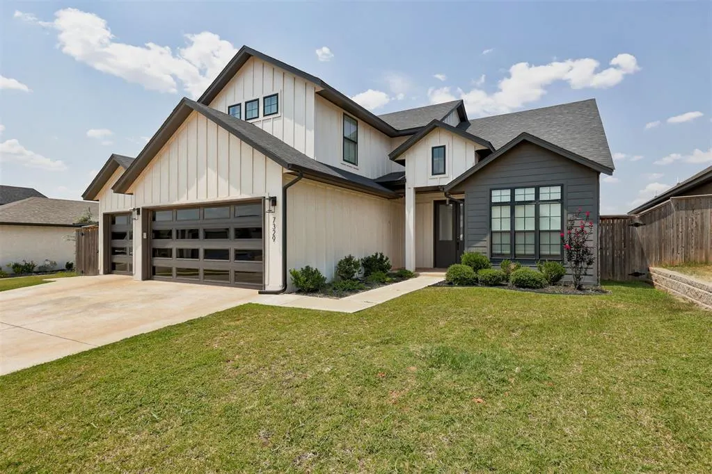 Photo 3 — 7329 NW 159th Terrace, Edmond, OK 73013