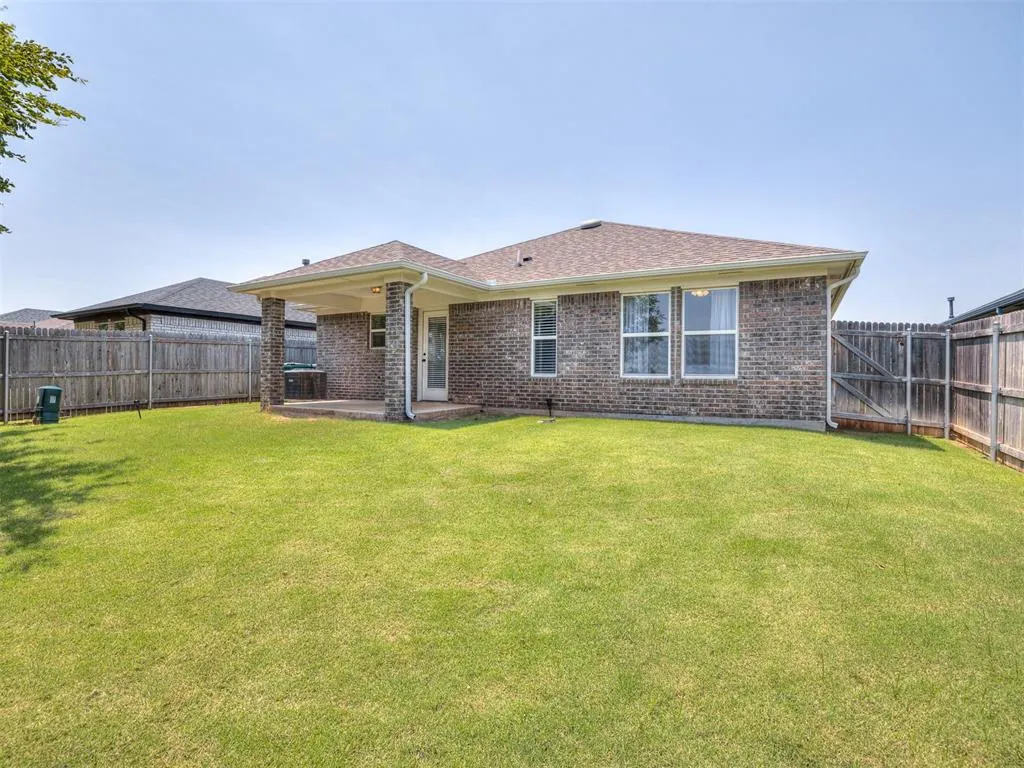 Photo 21 — 18816 Caballero Drive, Edmond, OK 73012
