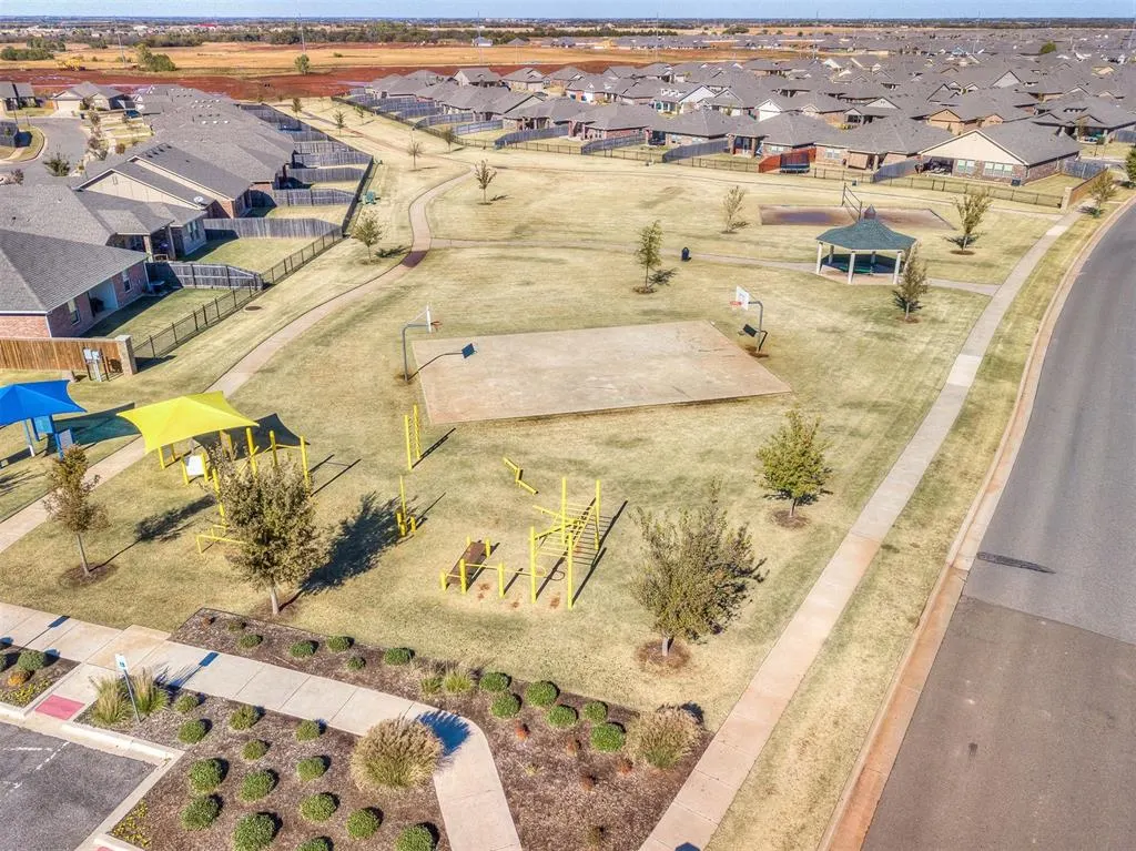 Photo 23 — 18816 Caballero Drive, Edmond, OK 73012