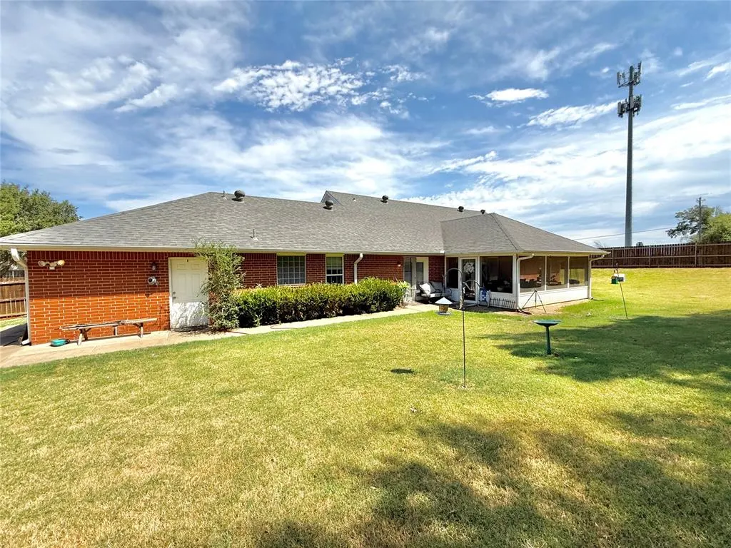 Photo 27 — 502 Pool Lane, Shawnee, OK 74801