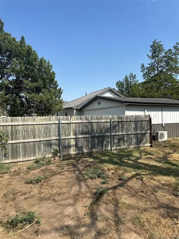Photo 28 — 301 S Dunn Street, Roosevelt, OK 73564