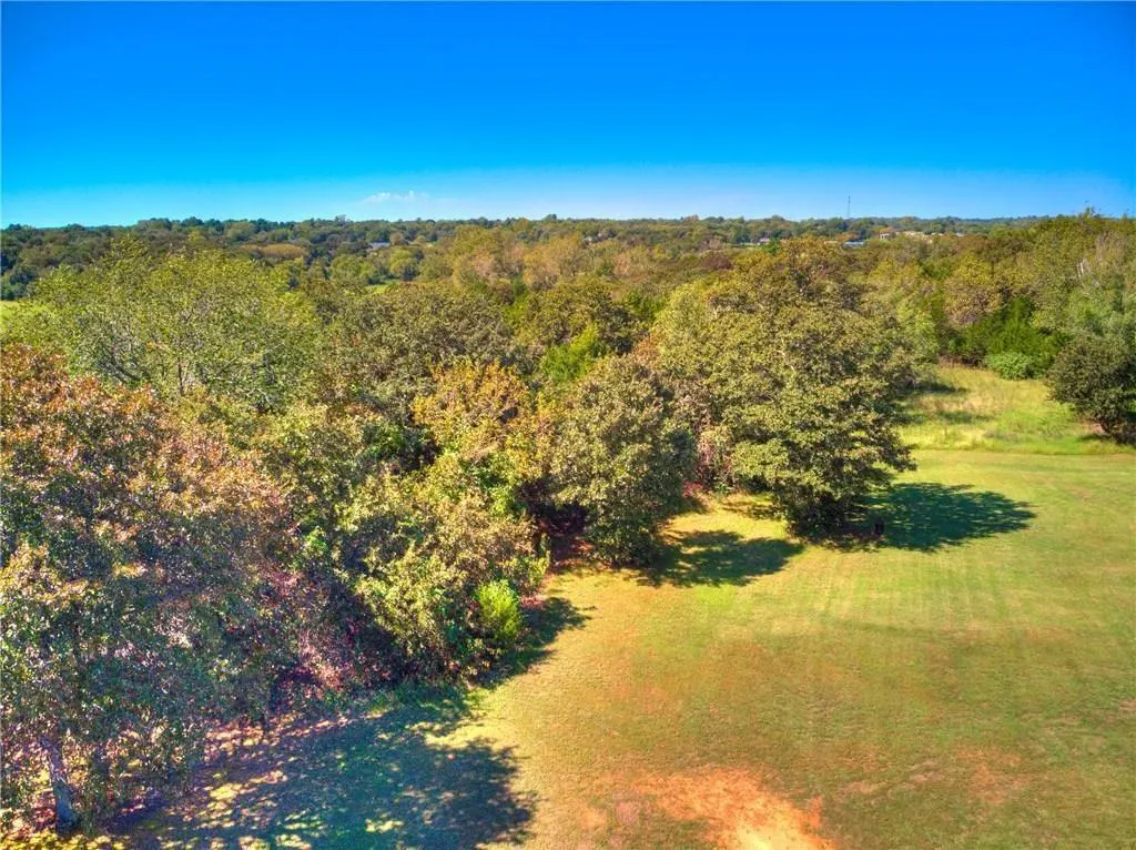 Photo 4 — 12560 NE 23 Street, Nicoma Park, OK 73066