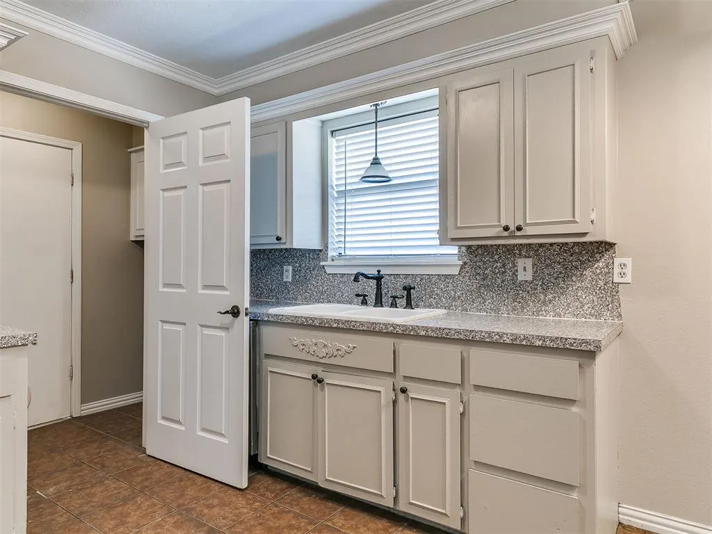 Photo 12 — 3403 W Mississippi Avenue, Chickasha, OK 73018