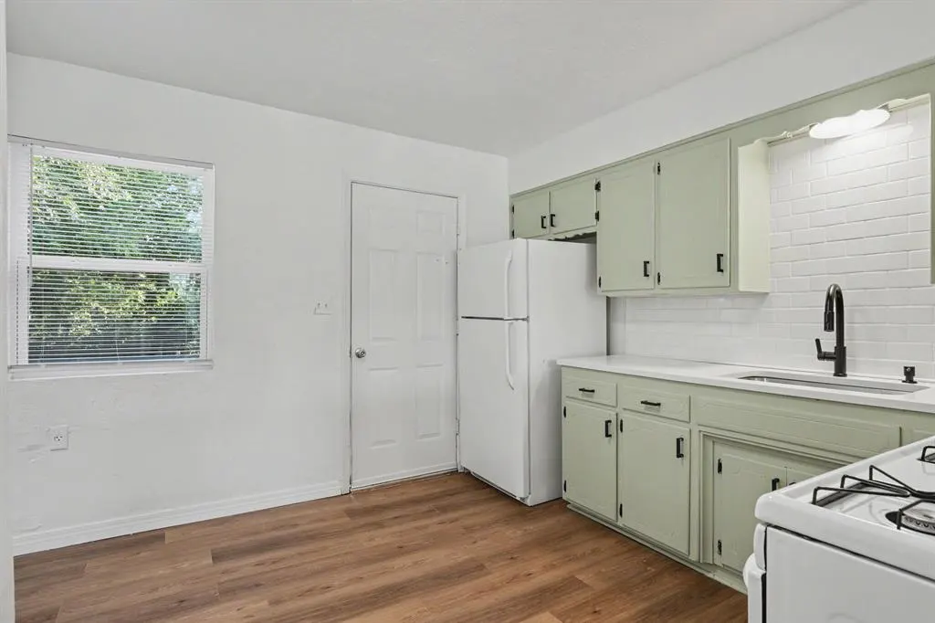 Photo 6 — 3805 SW 40th Place, Oklahoma City, OK 73119