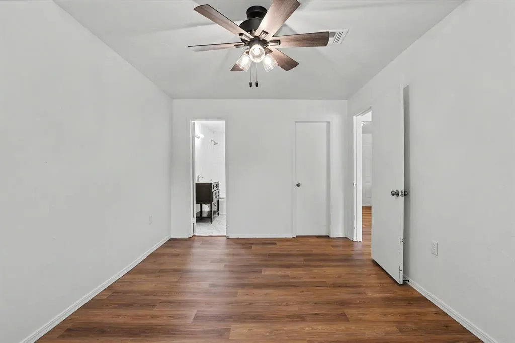 Photo 12 — 3805 SW 40th Place, Oklahoma City, OK 73119