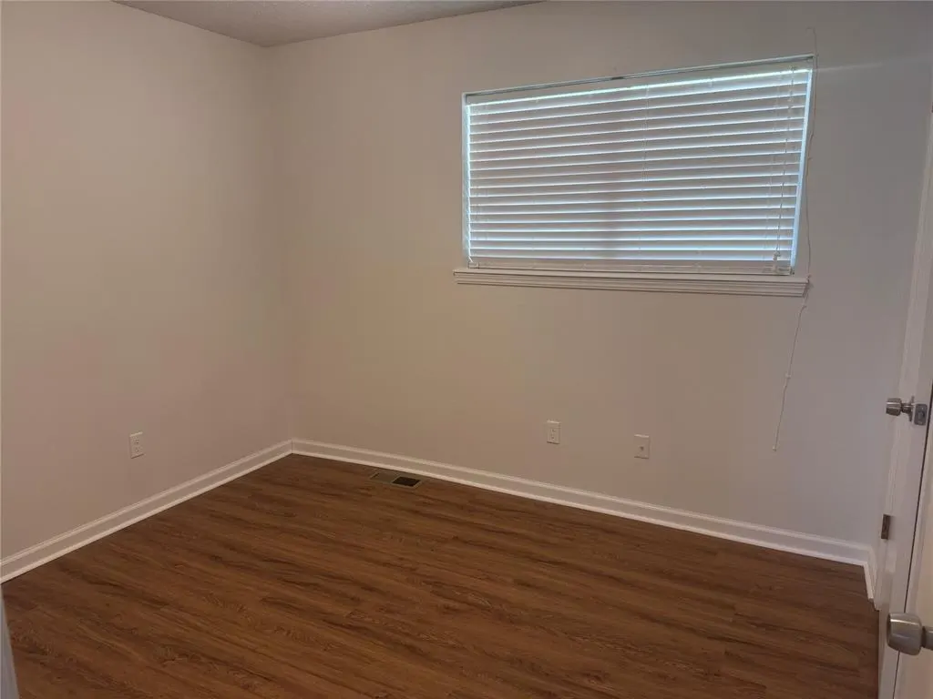Photo 6 — 425 Meadow Lake Drive, Edmond, OK 73003