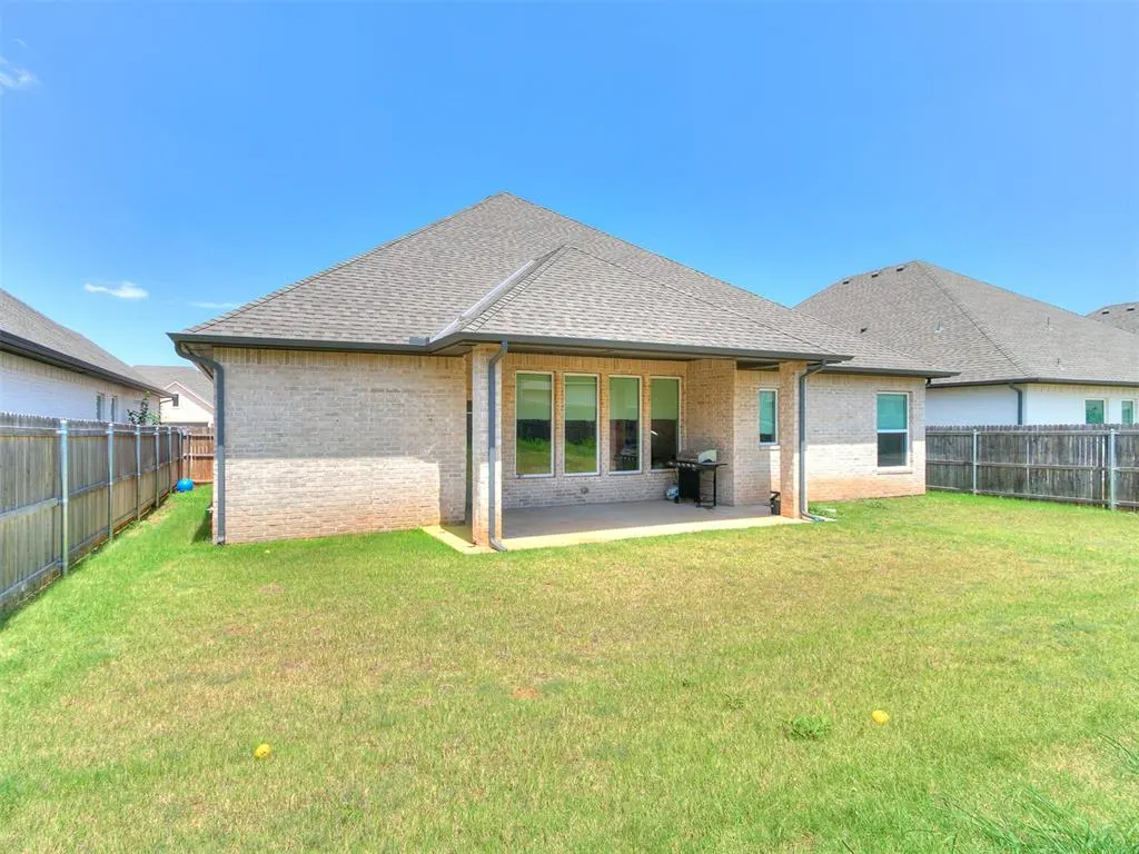 Photo 13 — 6400 NW 157th Street, Edmond, OK 73013