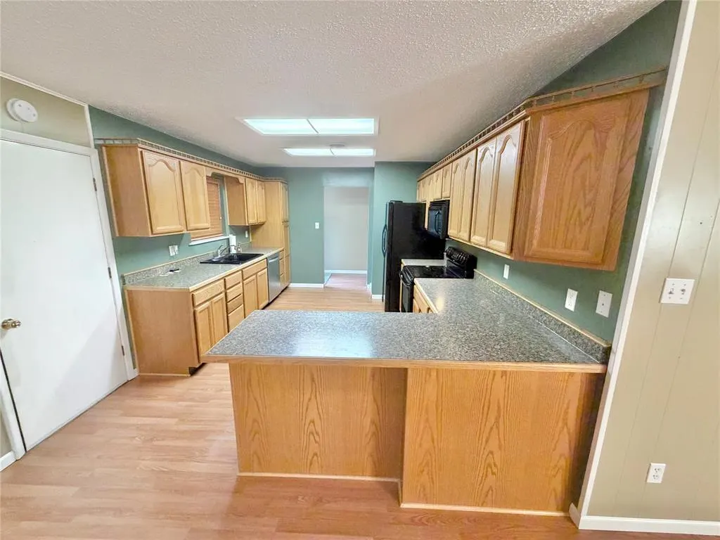 Photo 4 — 1702 N Crumley Street, Guymon, OK 73942
