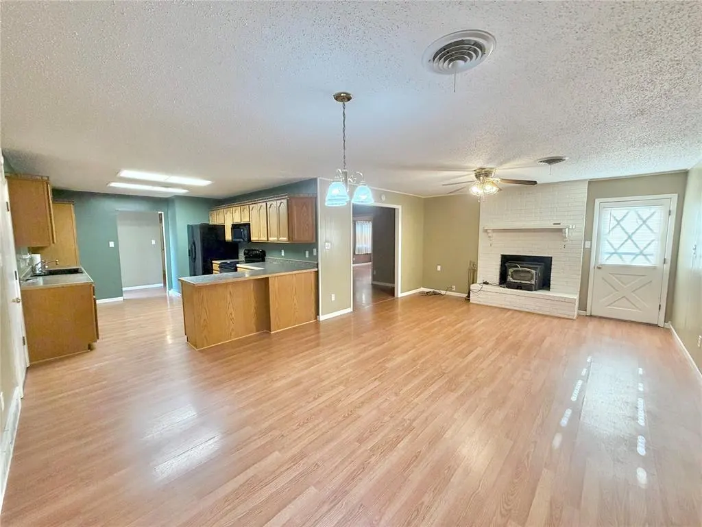 Photo 5 — 1702 N Crumley Street, Guymon, OK 73942