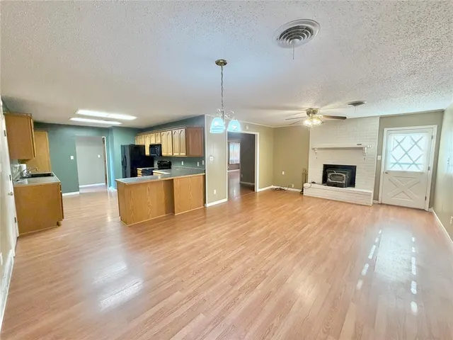 Photo 5 — 1702 N Crumley Street, Guymon, OK 73942
