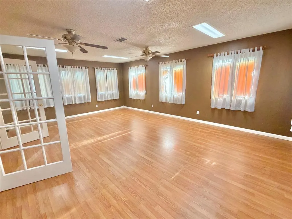 Photo 16 — 1702 N Crumley Street, Guymon, OK 73942