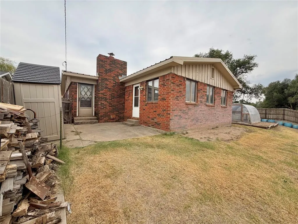 Photo 18 — 1702 N Crumley Street, Guymon, OK 73942