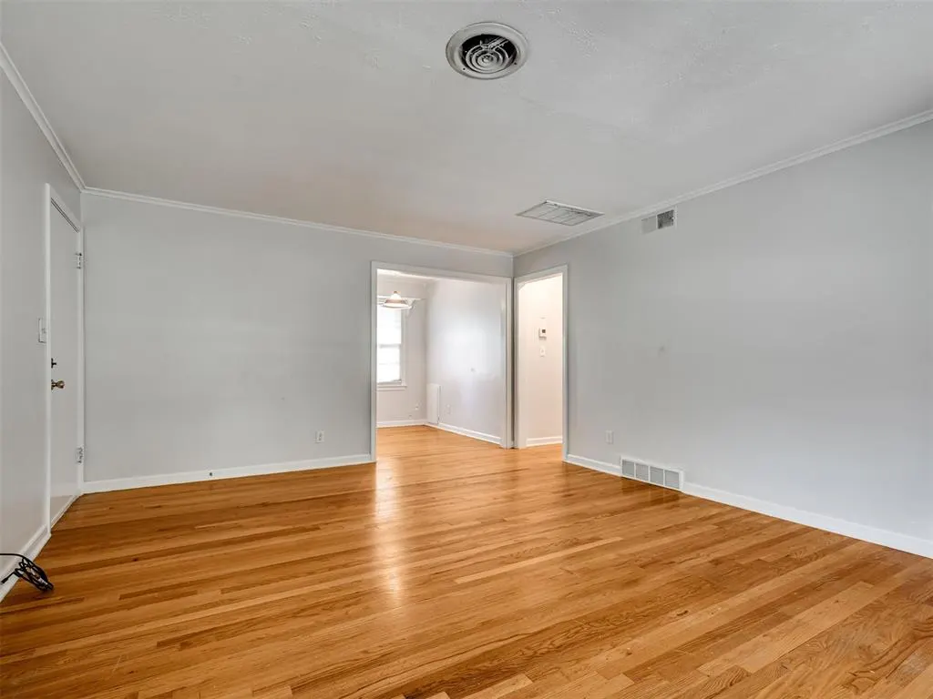 Photo 8 — 4406 N Harvey Parkway, Oklahoma City, OK 73118