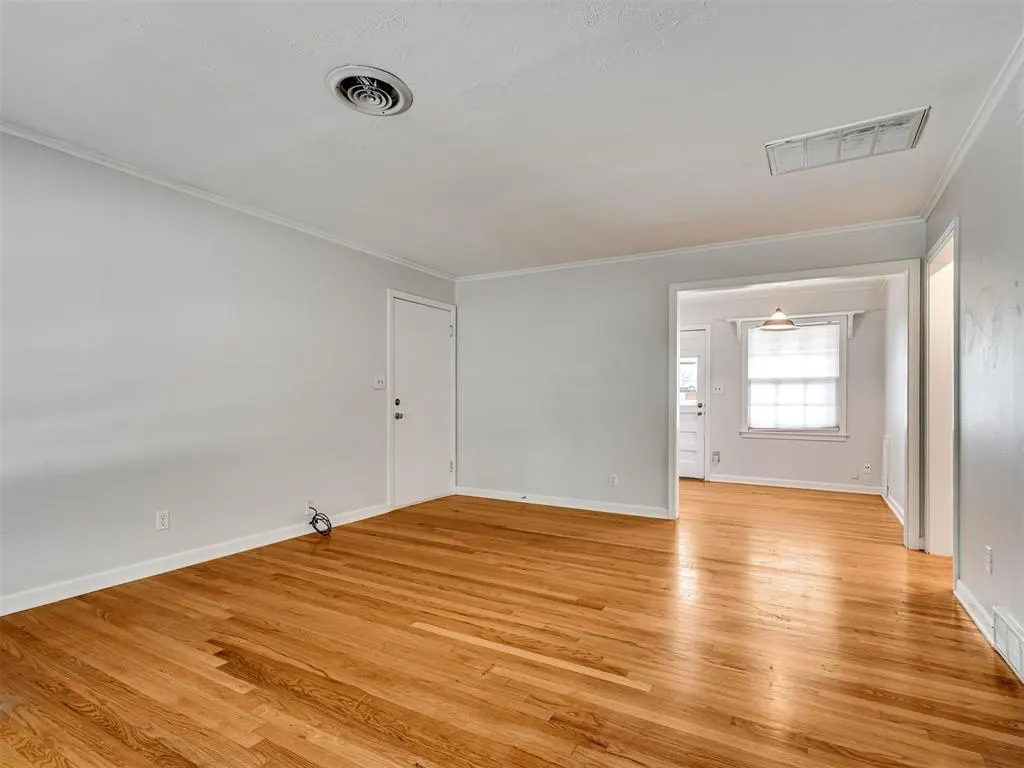 Photo 9 — 4406 N Harvey Parkway, Oklahoma City, OK 73118