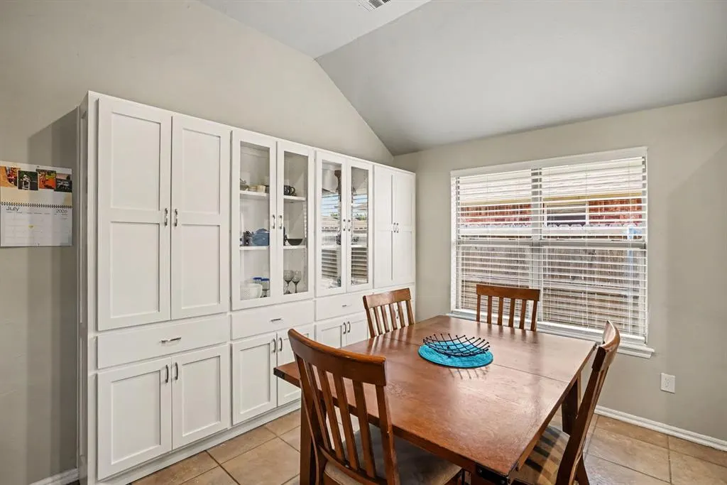 Photo 5 — 521 Loyd Lane, Oklahoma City, OK 73160