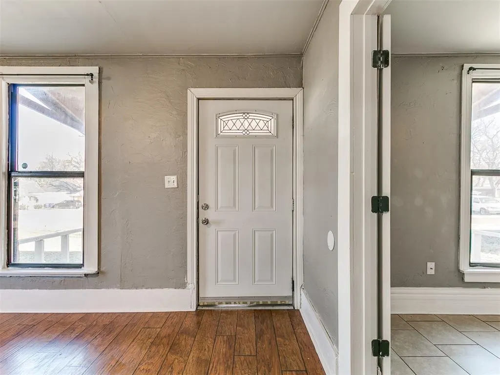 Photo 3 — 1201 W Logan Avenue, Guthrie, OK 73044