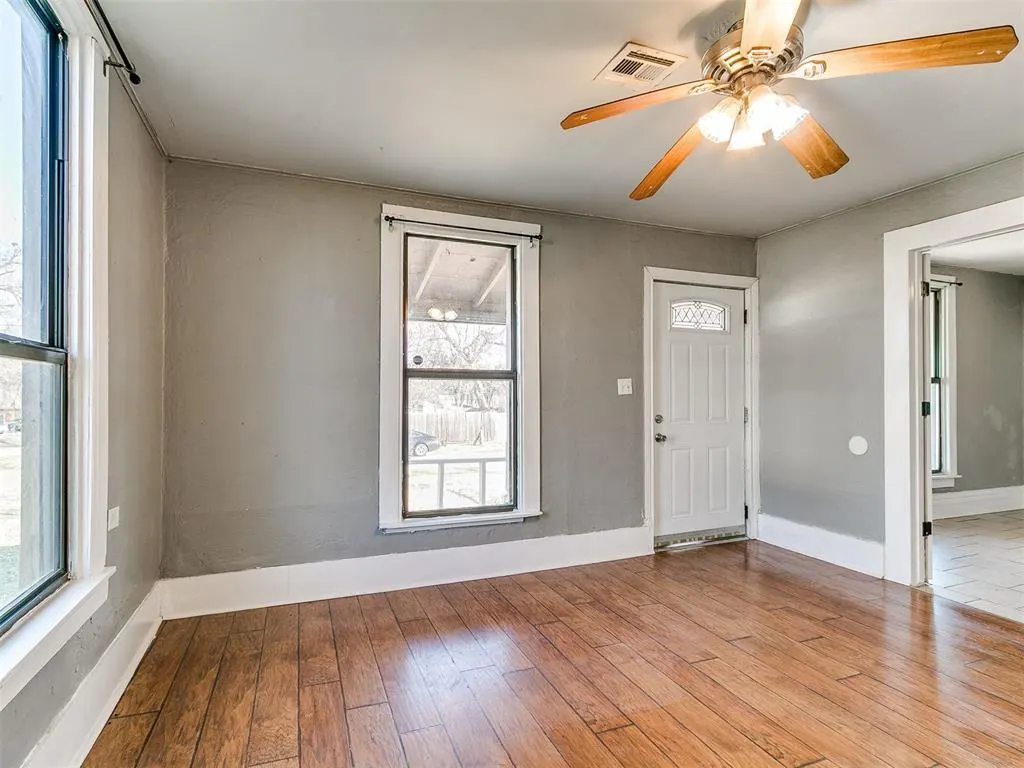 Photo 5 — 1201 W Logan Avenue, Guthrie, OK 73044