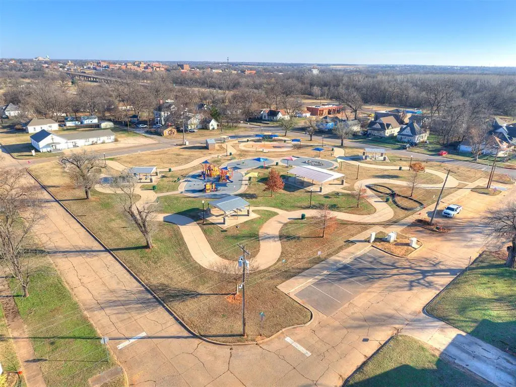 Photo 28 — 1201 W Logan Avenue, Guthrie, OK 73044