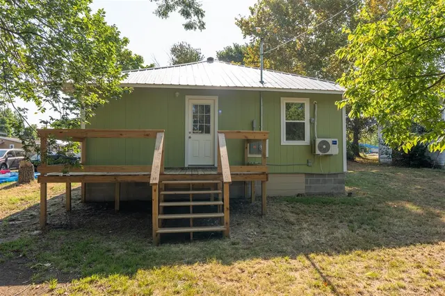 Photo 4 — 123 S 9th Street, Okemah, OK 74859