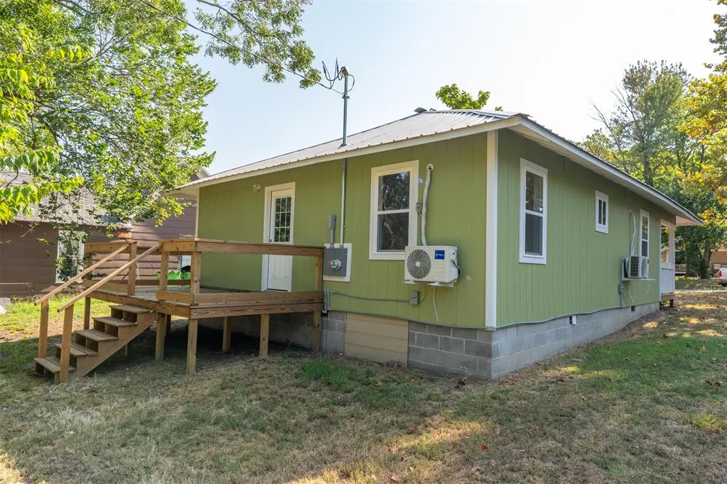 Photo 5 — 123 S 9th Street, Okemah, OK 74859