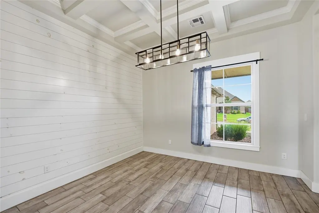 Photo 12 — 701 NW 197th Street, Edmond, OK 73012