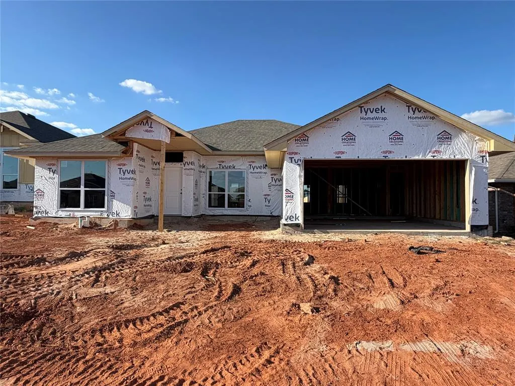 Front exterior — 4011 Abingdon Drive, Norman, OK 73026