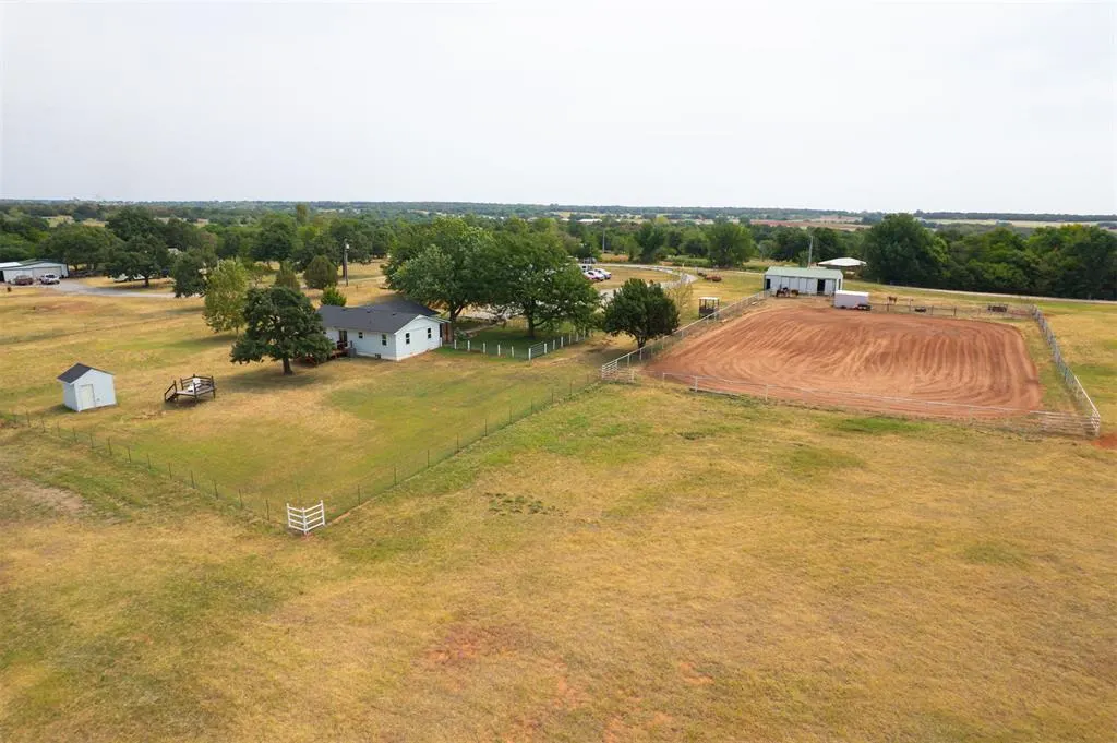 Front exterior — 2416 County Street 2985, Blanchard, OK 73010