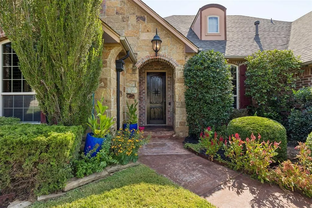 Photo 4 — 1401 Canyon Bridge Lane, Edmond, OK 73034