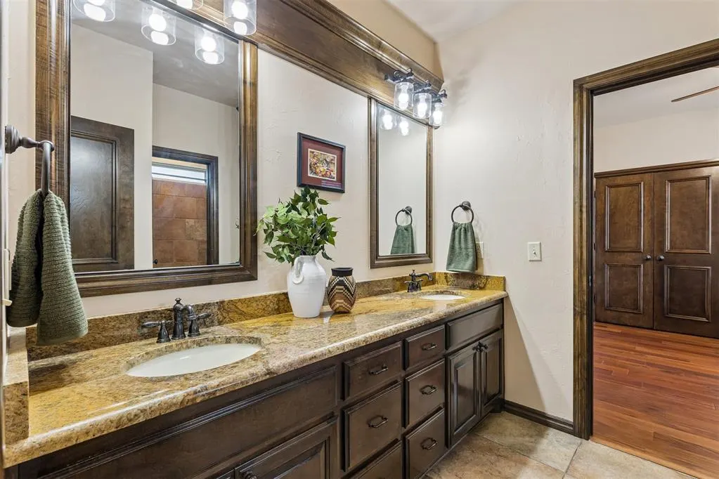 Photo 26 — 1401 Canyon Bridge Lane, Edmond, OK 73034
