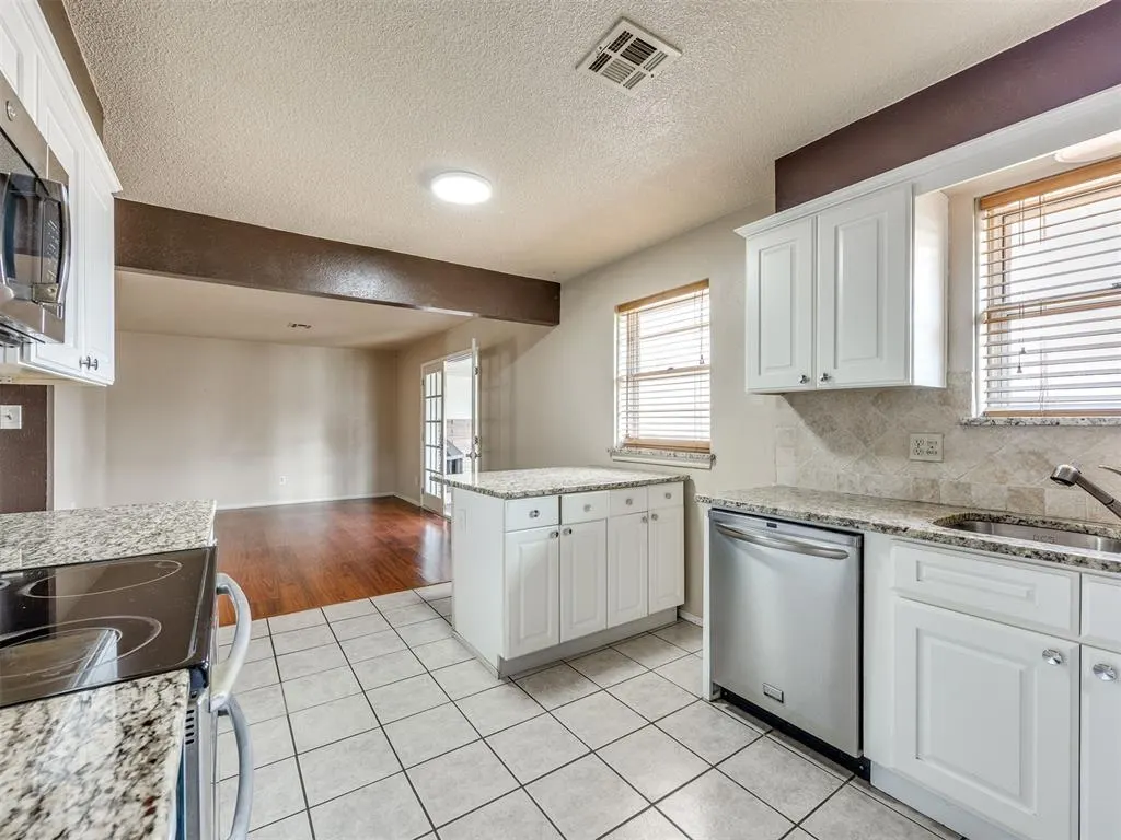 Photo 14 — 1453 SW 61st Street, Oklahoma City, OK 73159