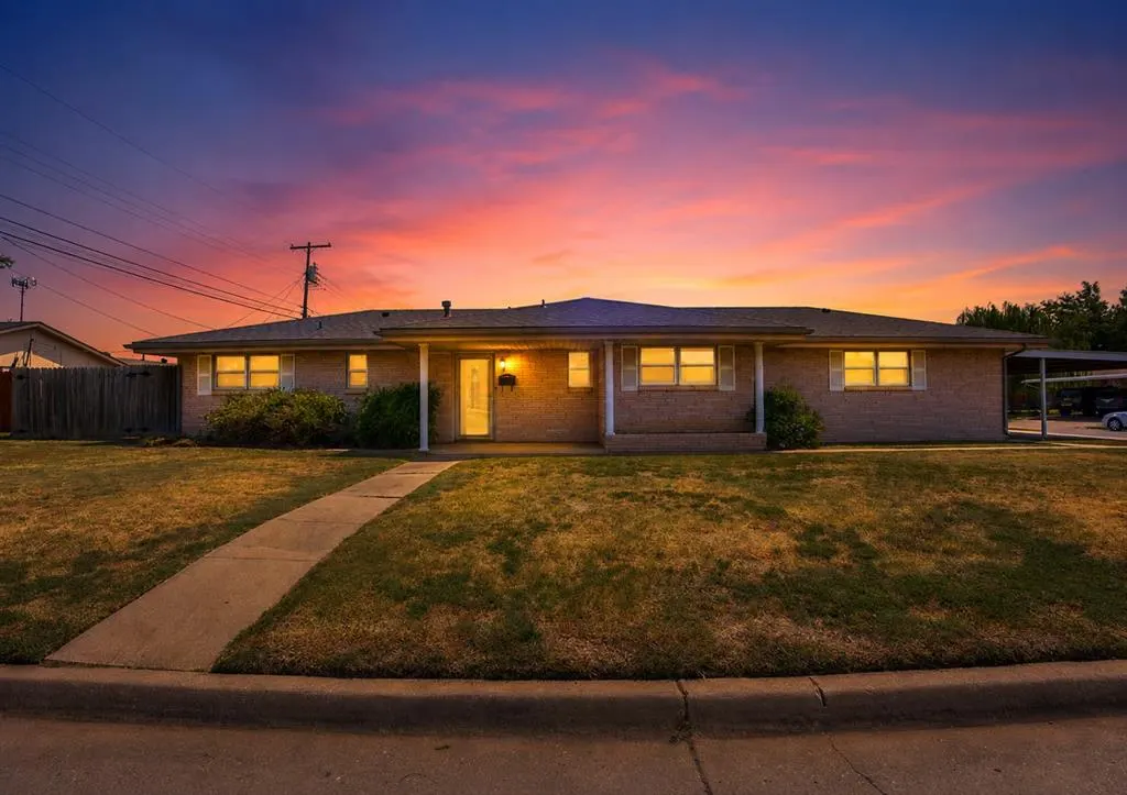 Front exterior — 1453 SW 61st Street, Oklahoma City, OK 73159