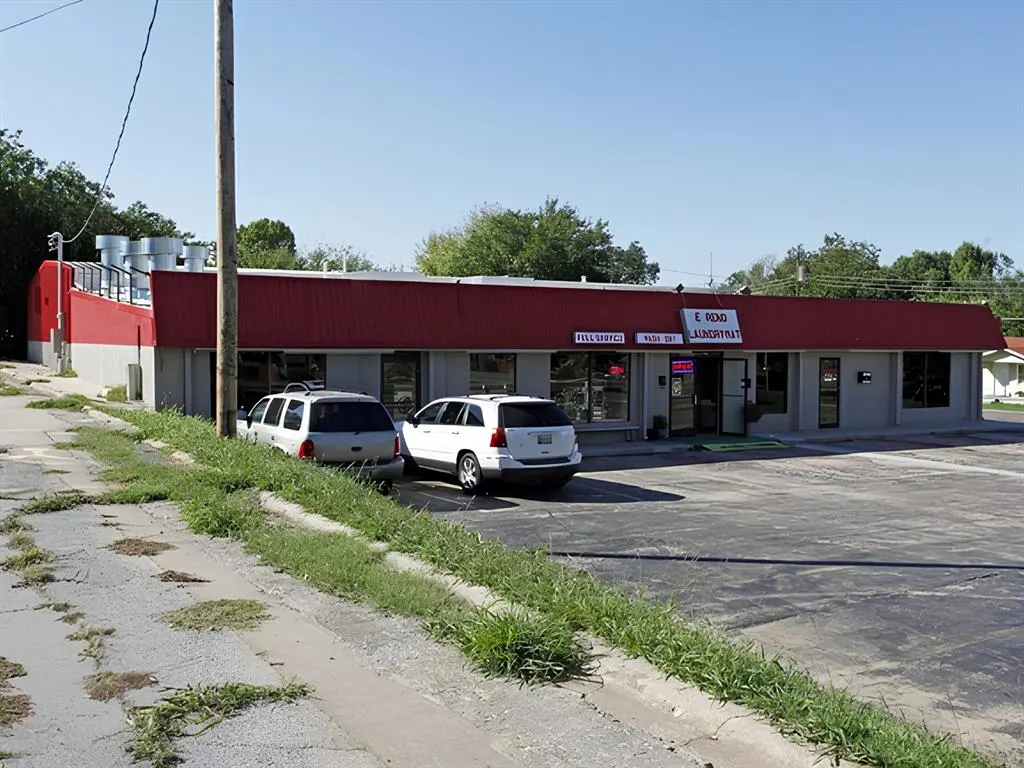 Photo 3 — 6300 E Reno Avenue, Oklahoma City, OK 73110