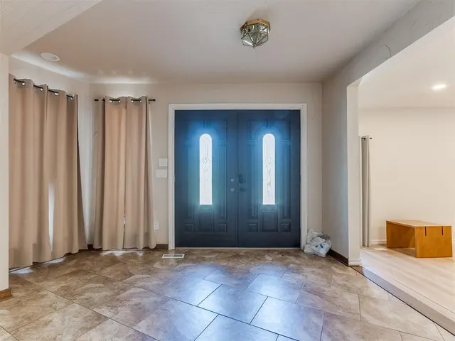 Photo 3 — 11124 Blue Stem Drive, Oklahoma City, OK 73162