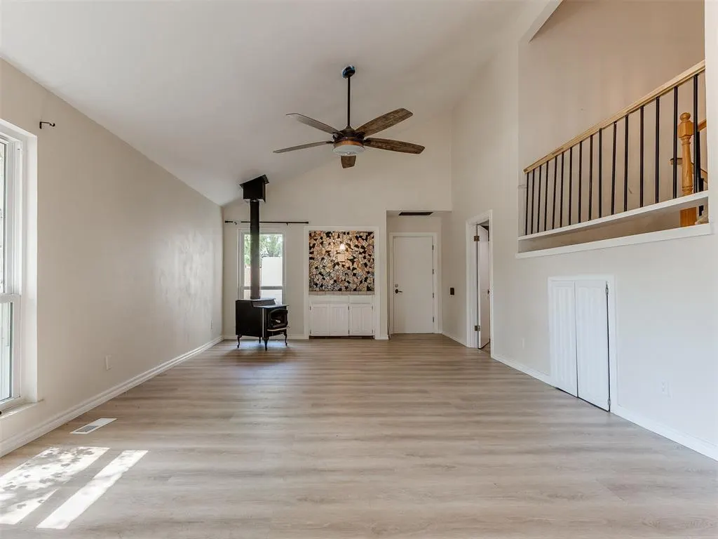 Photo 17 — 11124 Blue Stem Drive, Oklahoma City, OK 73162