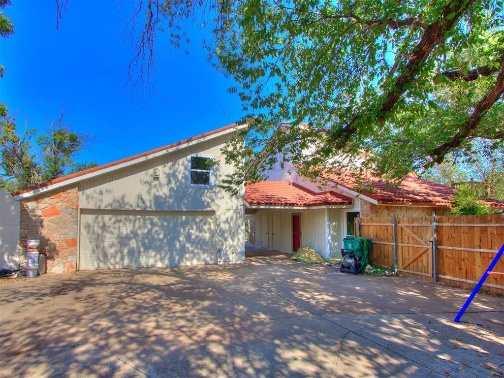 Photo 46 — 11124 Blue Stem Drive, Oklahoma City, OK 73162